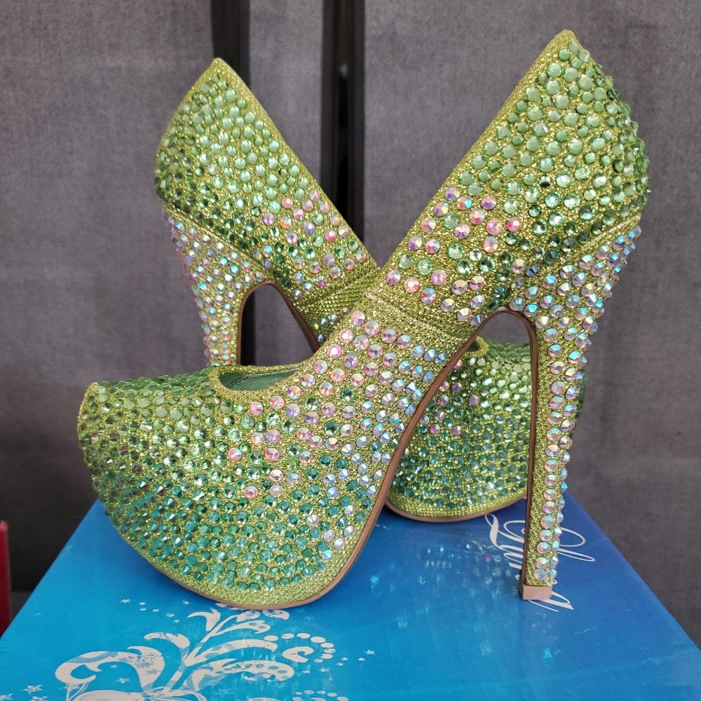 Bella Luna, style-Louisa-20, color-Green, size-7